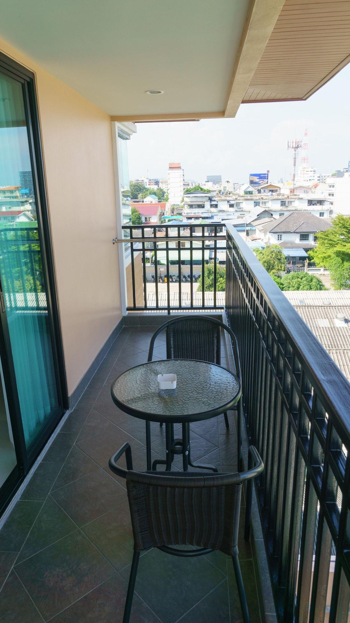 Visa Hotel Hua Hin - Sha Plus Esterno foto