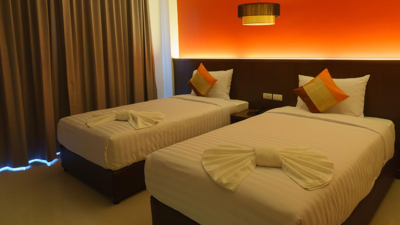 Visa Hotel Hua Hin - Sha Plus Esterno foto