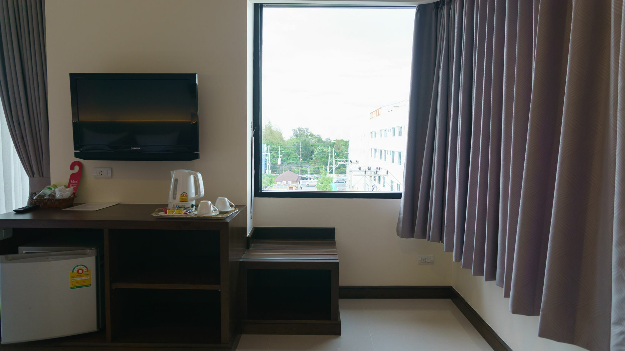 Visa Hotel Hua Hin - Sha Plus Esterno foto