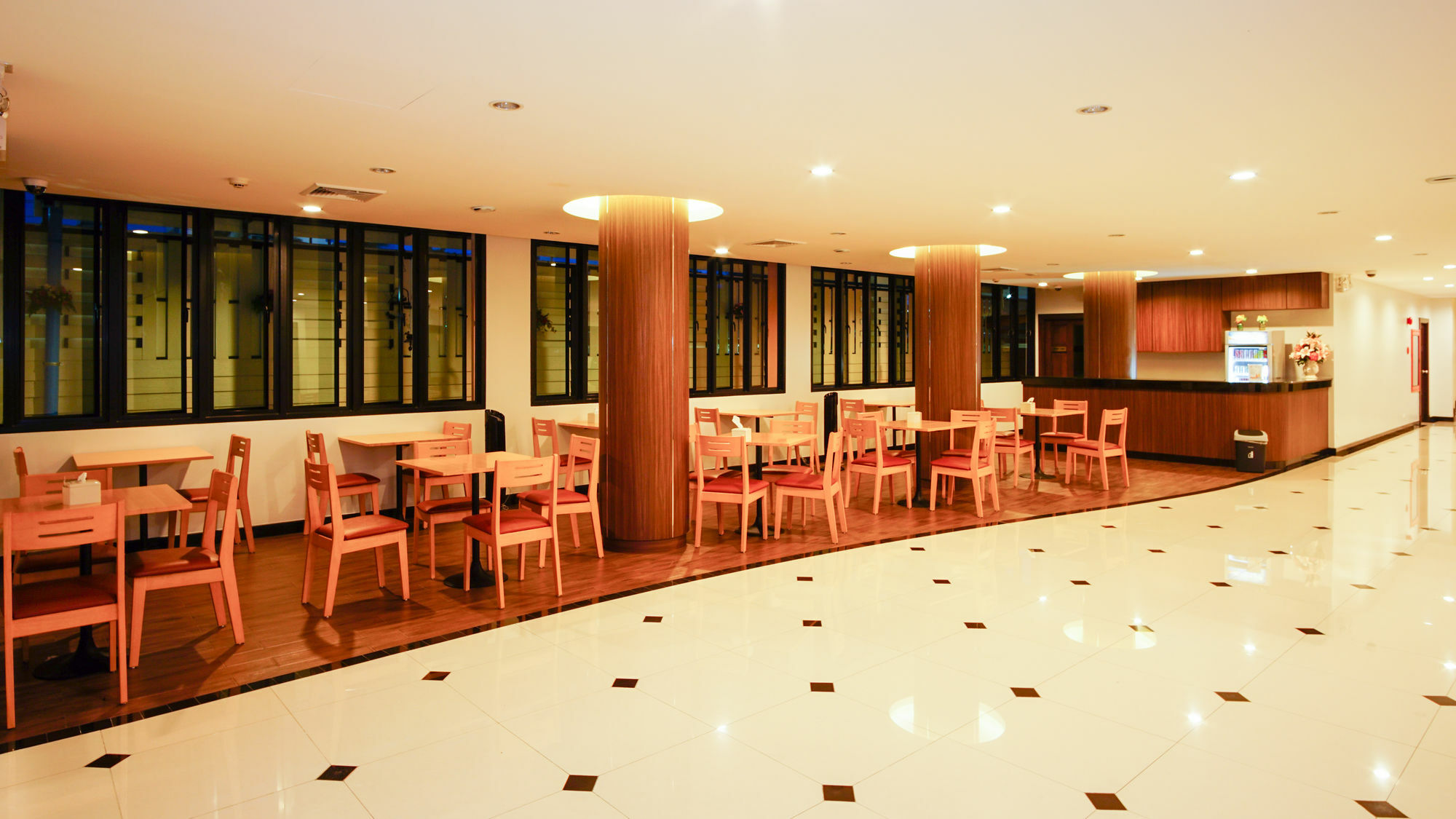 Visa Hotel Hua Hin - Sha Plus Esterno foto